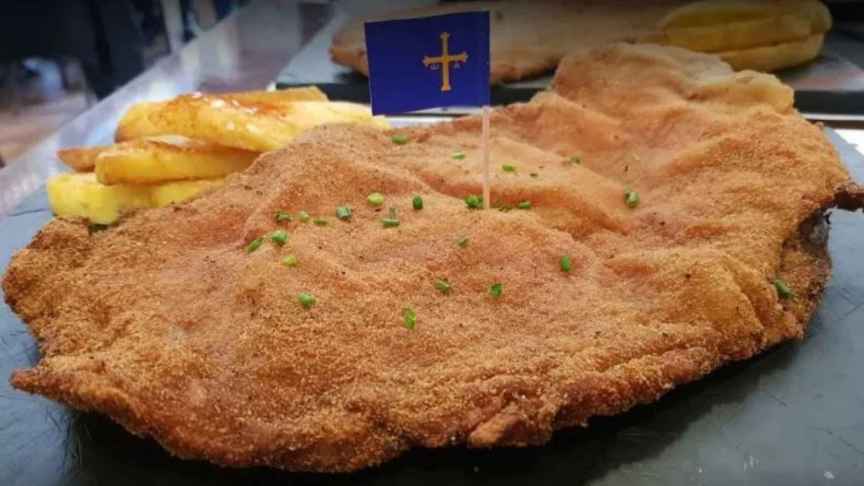 El mejor cachopo de Cataluña está en el Prat de Llobregat relleno de