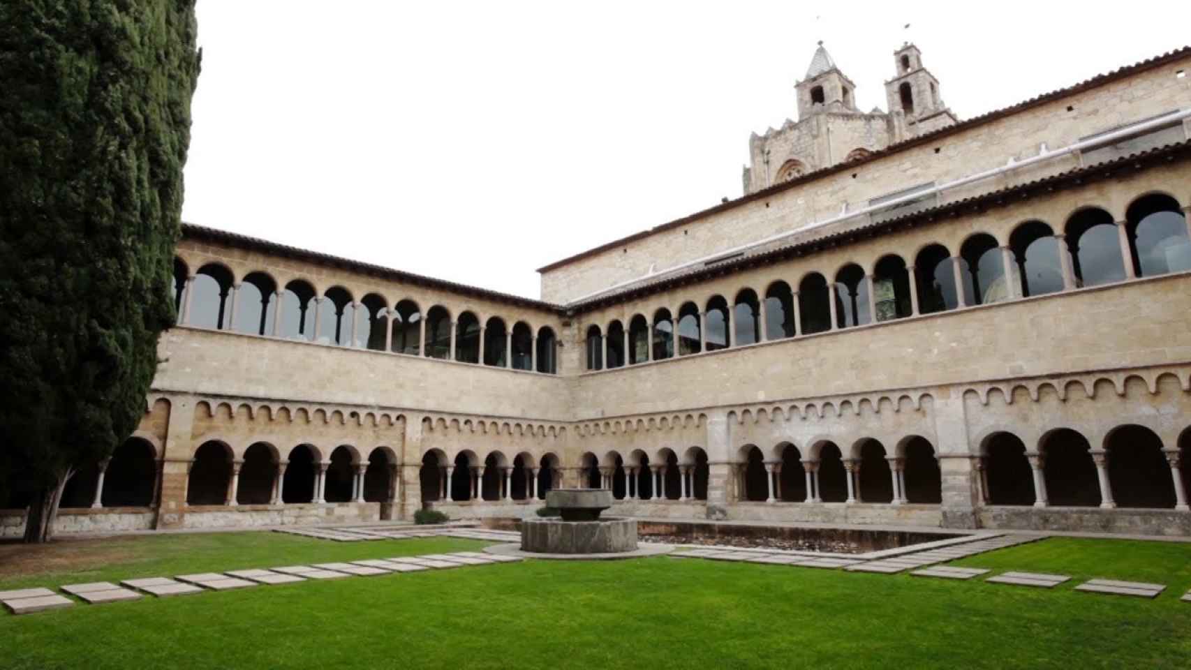 Esta Es La Pieza G Tica Del Monasterio De Sant Cugat Que Tiene R Plica