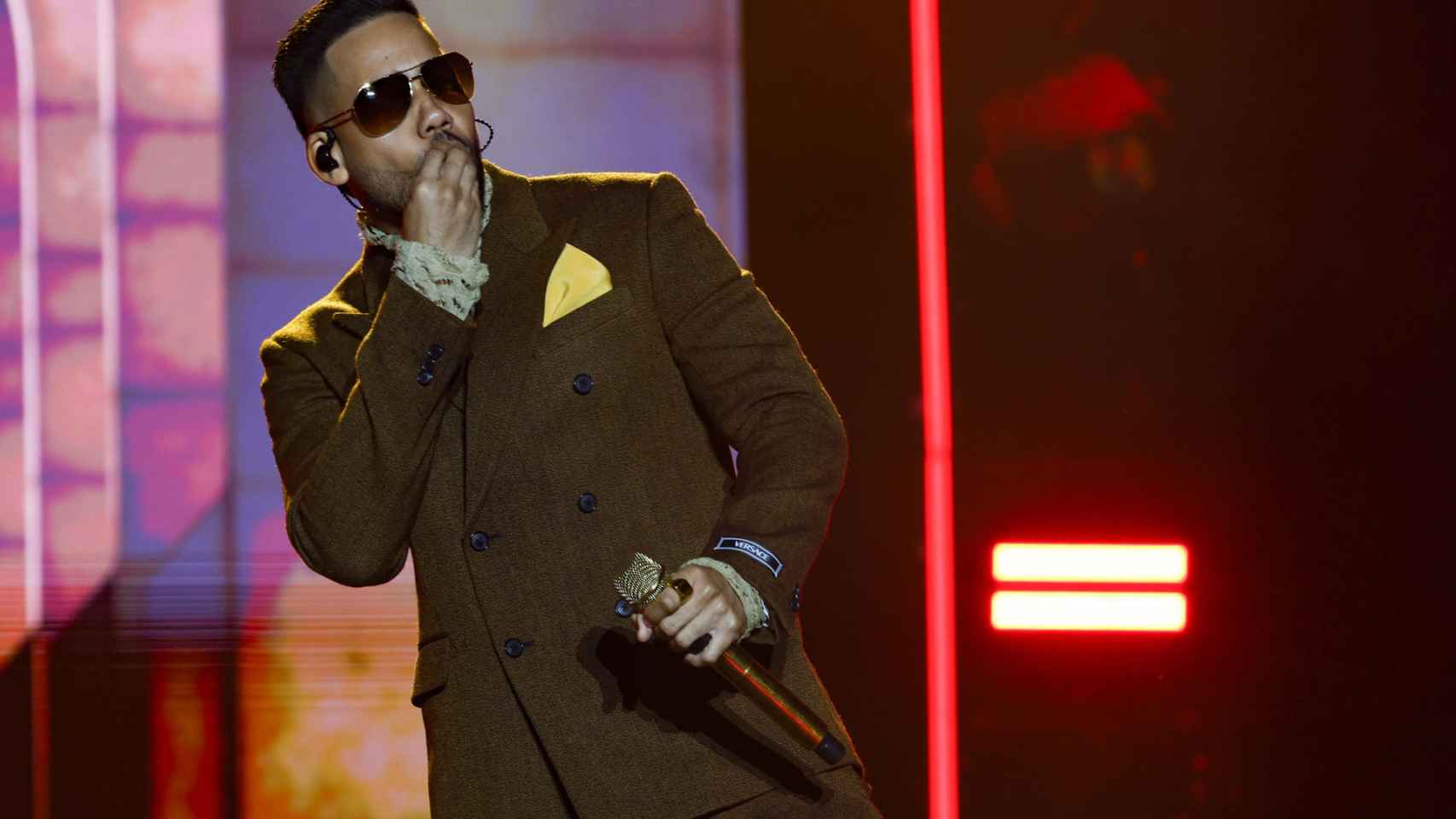 Romeo Santos Cierra Gira En Barcelona Y Enloquece Al P Blico Larga