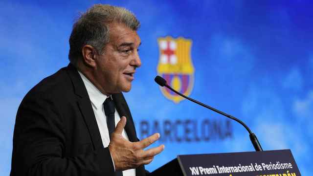 Joan Laporta, presidente del Barça, durante el acto de entrega del premio Vázquez Montalbán / EFE