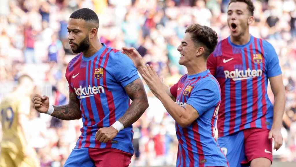 Memphis, celebrando su gol en el Barça-Levante / EFE