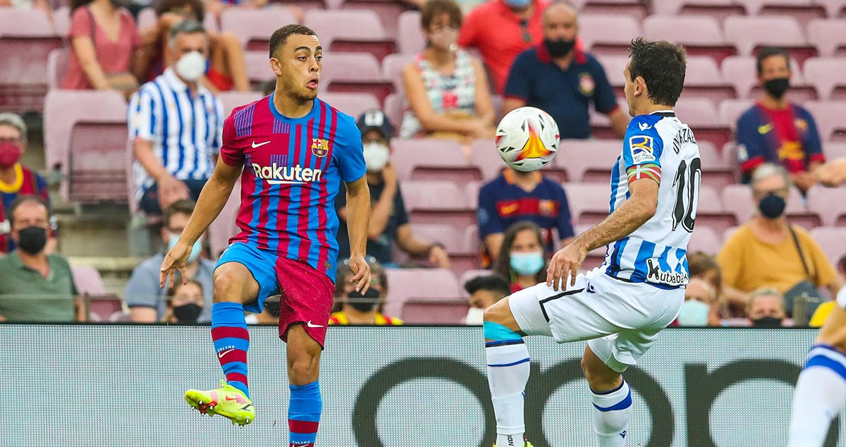 Sergiño Dest, en una acción contra la Real Sociedad / FCB