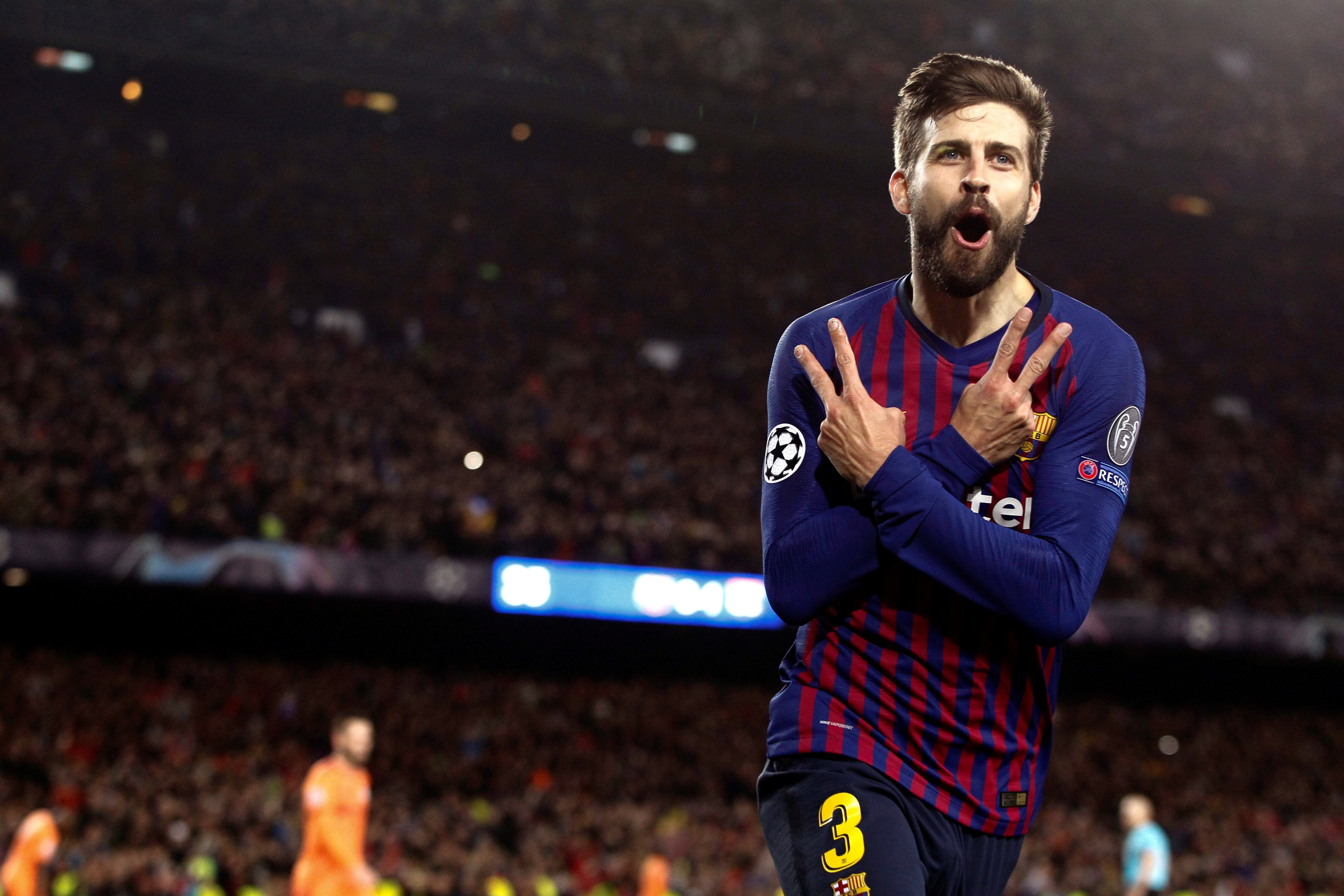 Gerard Piqué celebra el gol que anotó ante el Olympique de Lyon / EFE