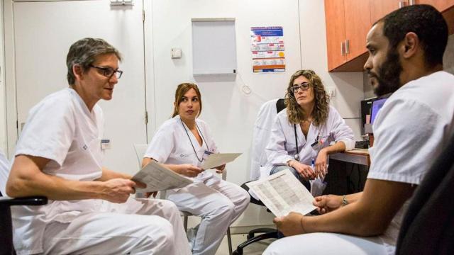 Médicos del centro de día del Cis Cotxeres, donde trabajó Judit, la médico-heroína que salvó una residencia con Covid-19 y fue despedida / CG