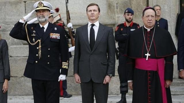 El duque de Calabria, Pedro Borbón-Dos Sicilias, en el funeral de su padre / EFE