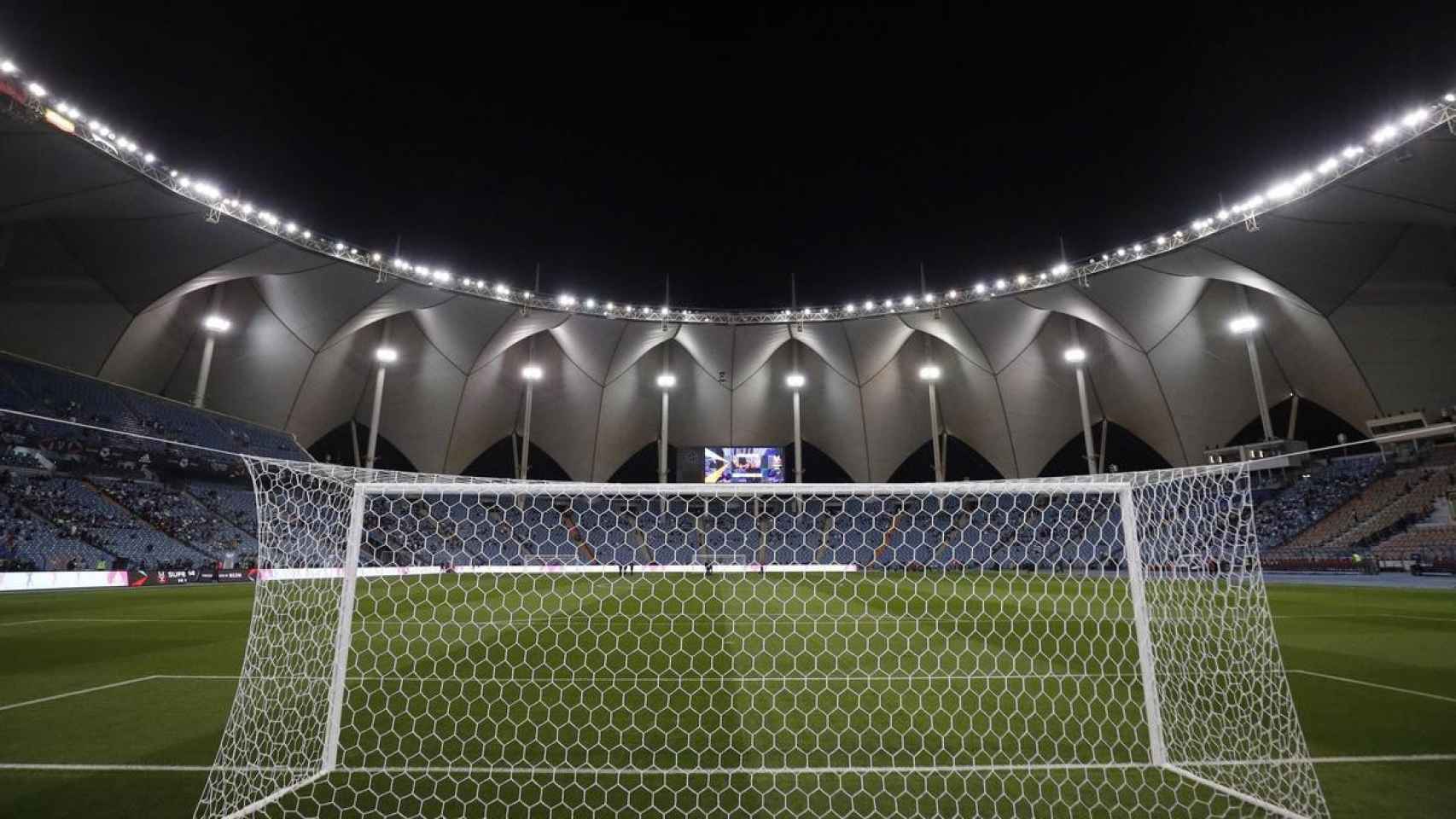 El Estadio Internacional Rey Fahd, la sede de la Supercopa de España / REDES