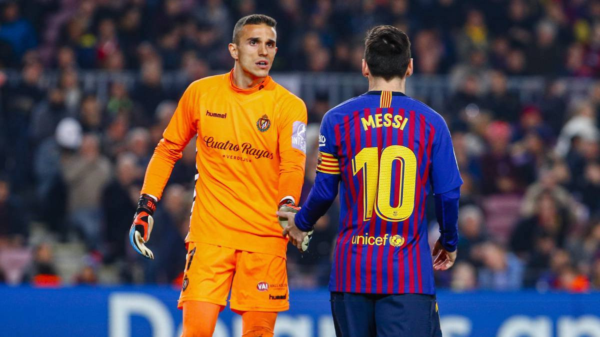 Una foto de Jordi Masip junto a Leo Messi durante el Barça - Valladolid / Twitter