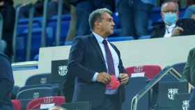 Joan Laporta, en el palco del Camp Nou antes de un partido del Barça / REDES