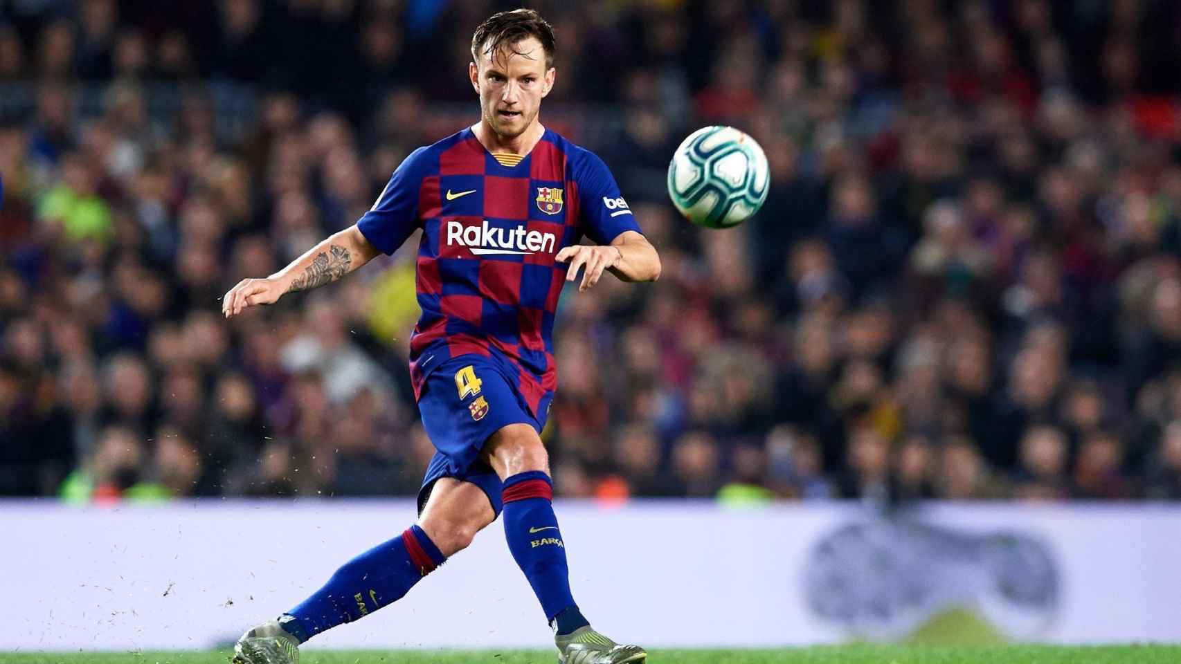 Iván Rakitic en un partido con el Barça / EFE