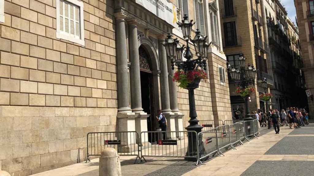 Entrada del Palau de la Generalitat / CG