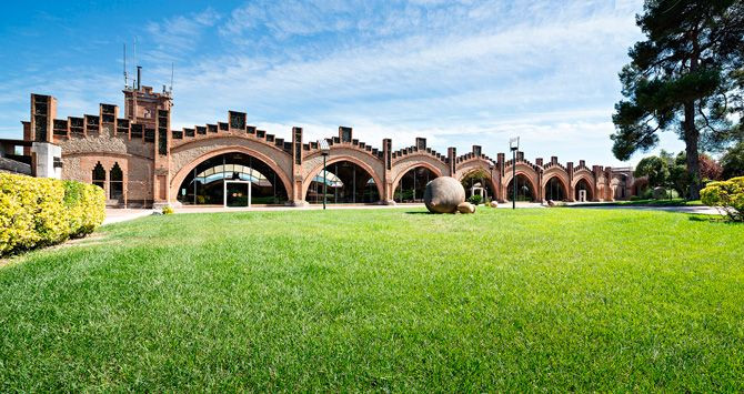 Imagen de las bodegas de cava de Codorníu en Sant Sadurní d'Anoia (Barcelona) / CG