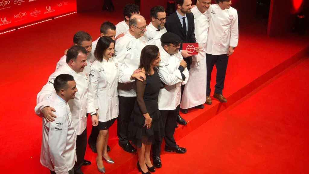 Foto de familia con todos los tres estellas de la Guía Michelin España y Portugal 2020 / EUROPA PRESS