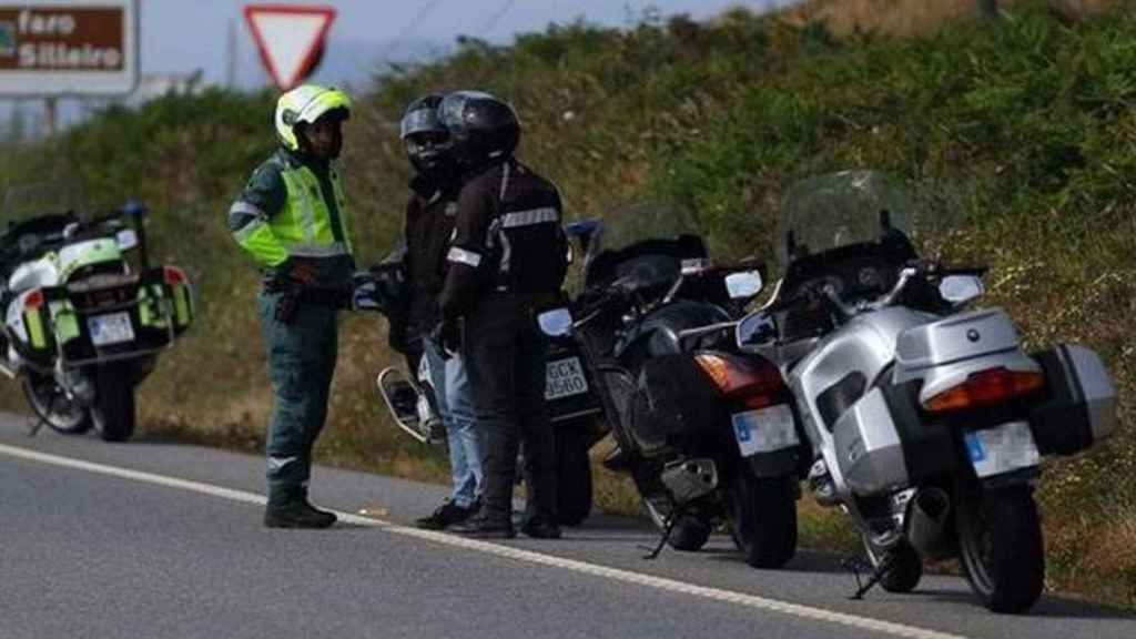 Motos camufladas de la Guardia Civil / DGT