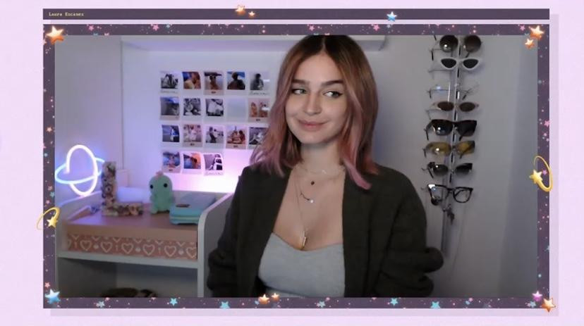 El cambio de 'look' radical de Laura Escanes / TWITCH