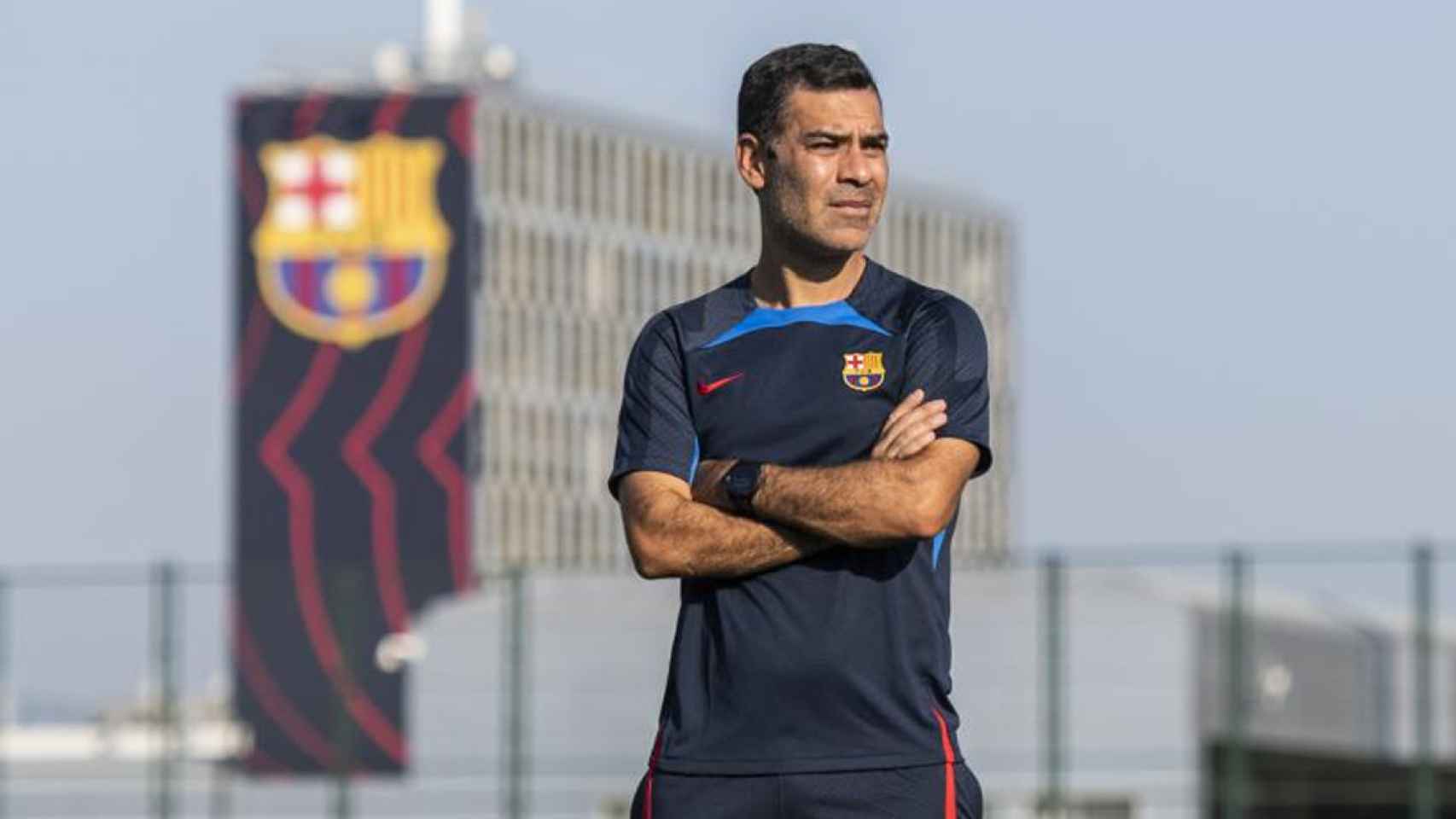 Rafa Márquez, dirigiendo un entrenamiento del Barça B / FCB