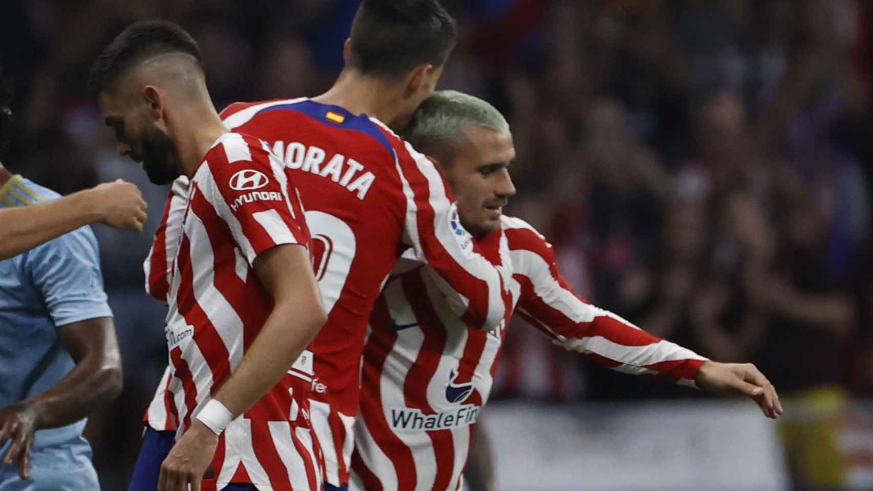 Momento en que Griezmann sustituye a Morata en el minuto 63 del Atlético-Celta / EFE