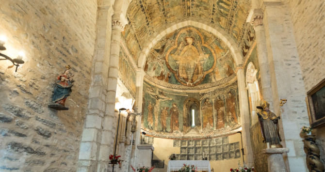 La iglesia de Gazeo guarda un rico patrimonio cultural / ALAVATURISMO.EUS