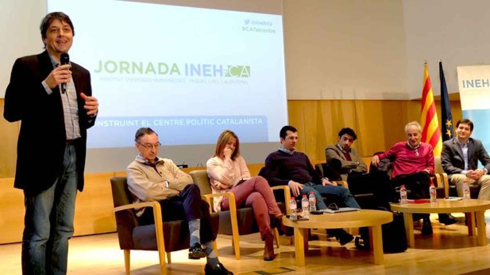 Encuentro de la Fundación Coll i Alentorn en la biblioteca Jaume Fuster de Barcelona / CG