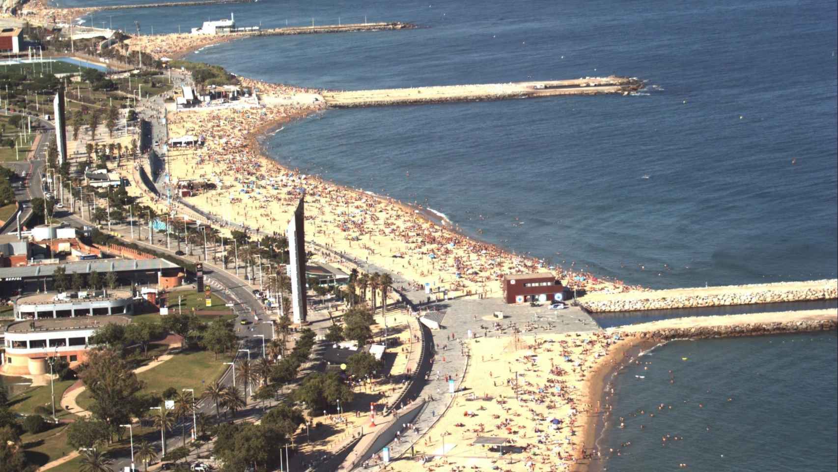 Imagen de archivo de la playa de Bogatell, en Barcelona / EP