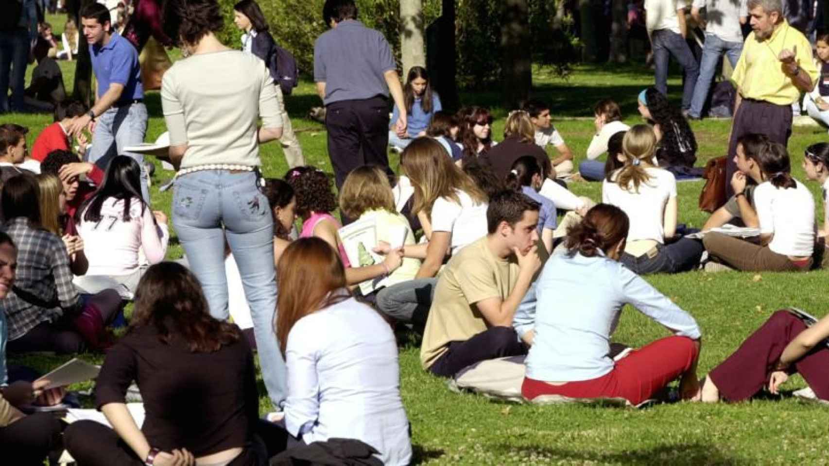 Estudiantes universitarios.