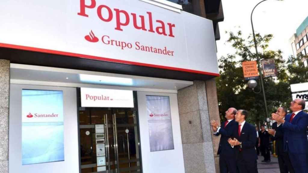 Una oficina de las extintas oficinas del Banco Popular / EFE