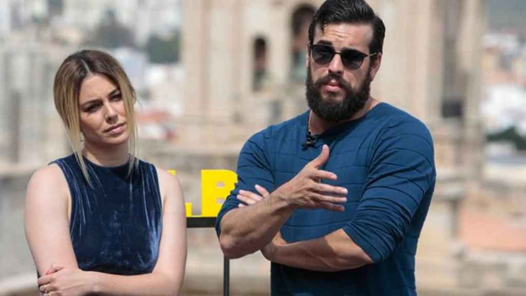 Blanca Suárez y Mario Casas durante la producción de 'El bar' / CD