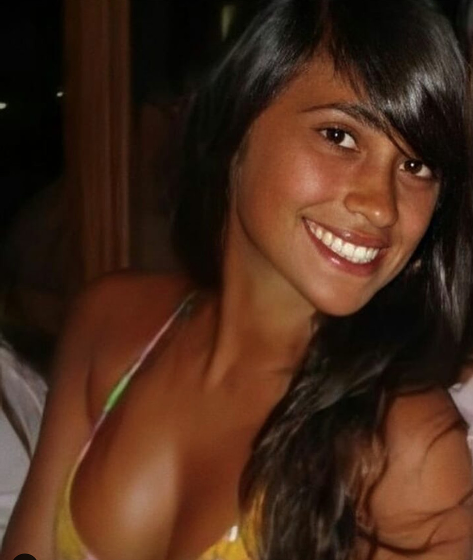 Antonella Roccuzzo de adolescente