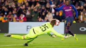 Dembelé marca su segundo gol frente al Levante en la vuelta de octavos de la Copa del Rey / EFE