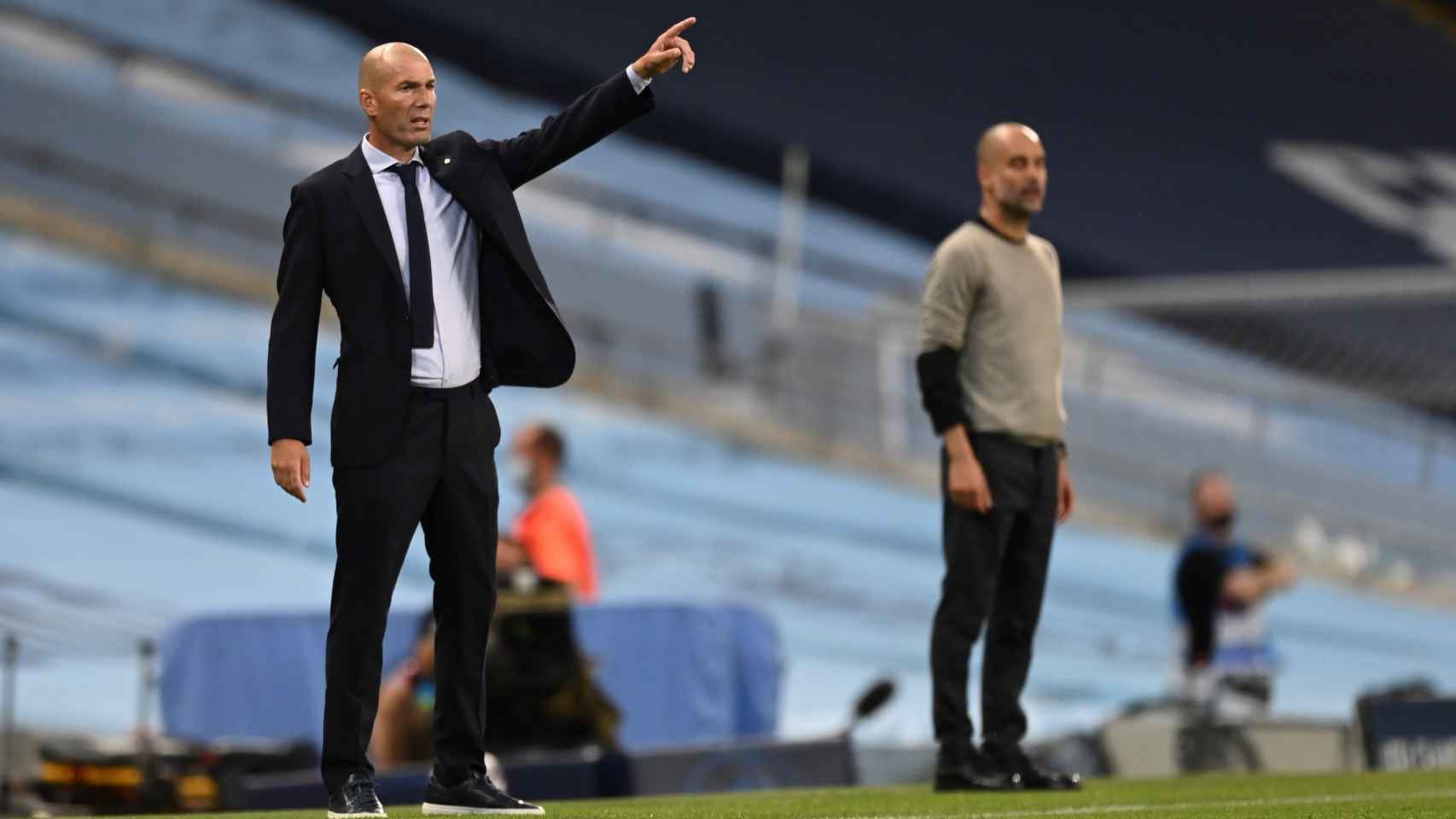 Guardiola y Zidane durante el encuentro /EFE