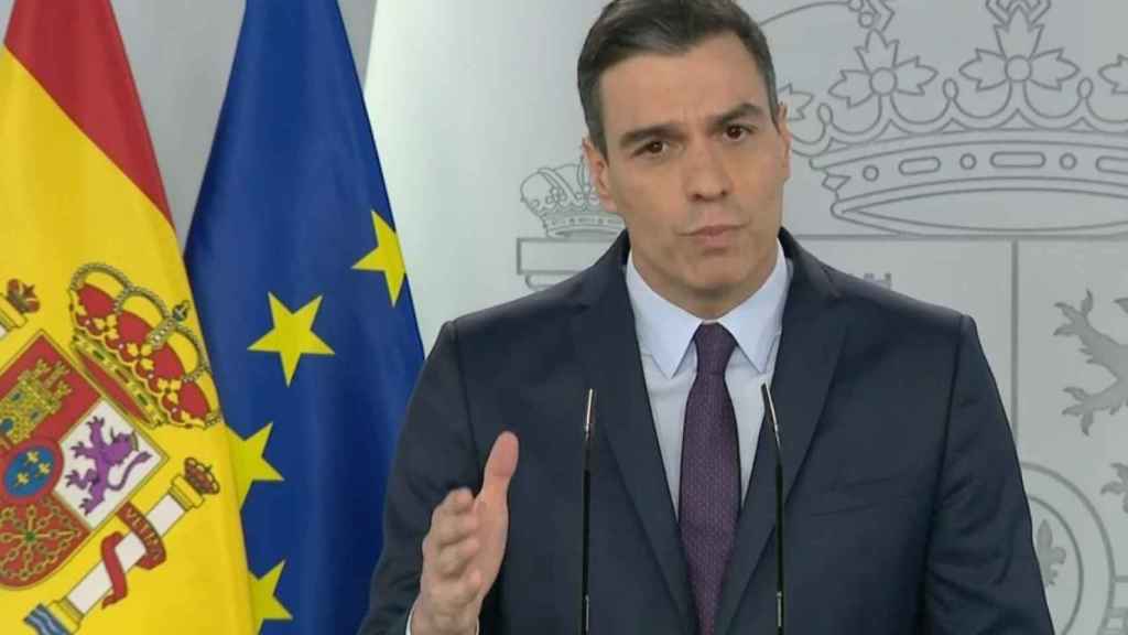 Pedro Sánchez en su intervención en Moncloa, con el anuncio del fondo para las autonomías / EP