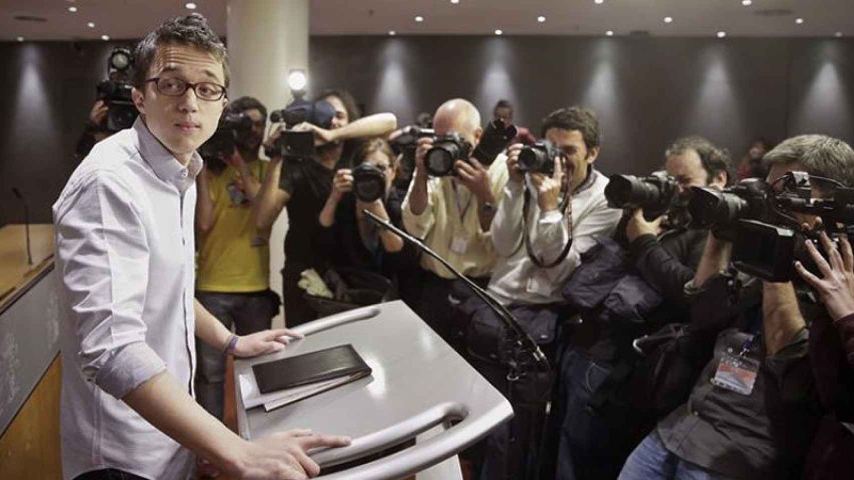 Íñigo Errejón, el portavoz parlamentario de Podemos en la rueda de prensa de este martes.