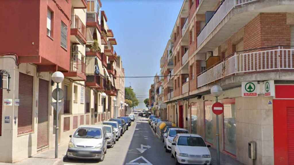 Un hombre viola a su expareja en un piso de la calle Onze de Tarragona / STREET VIEWS