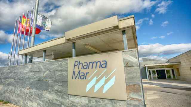 Entrada de la sede de PharmaMar, uno de los valores impulsados por el Covid-19 / EP