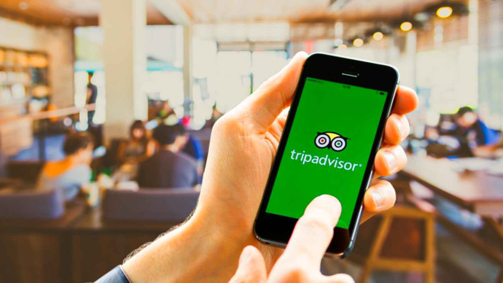 App Tripadvisor instalada en un móvil / CG