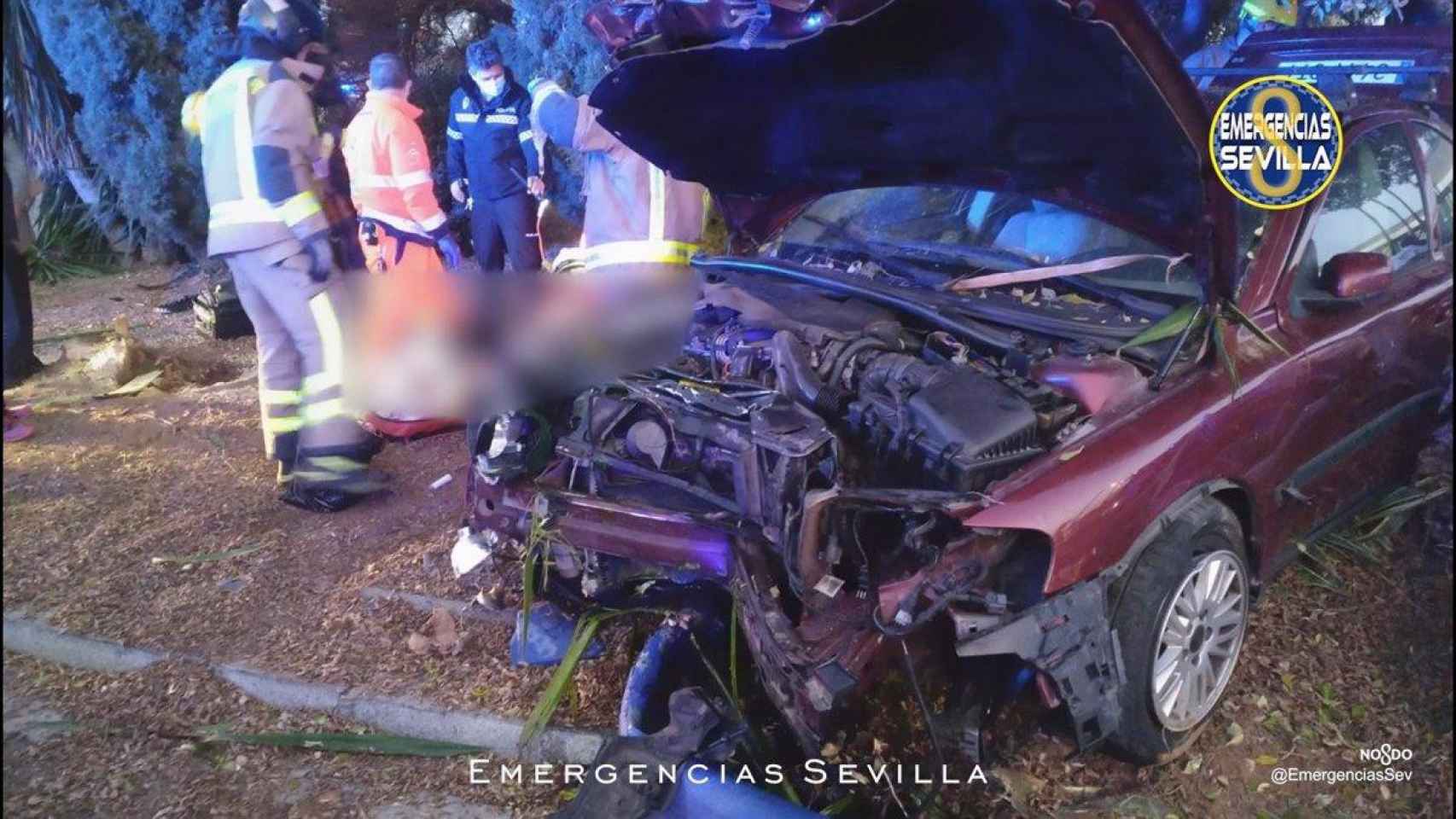 Accidente de tráfico / EMERGENCIAS SEVILLA