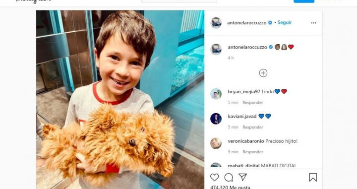 mateo messi con un perrito