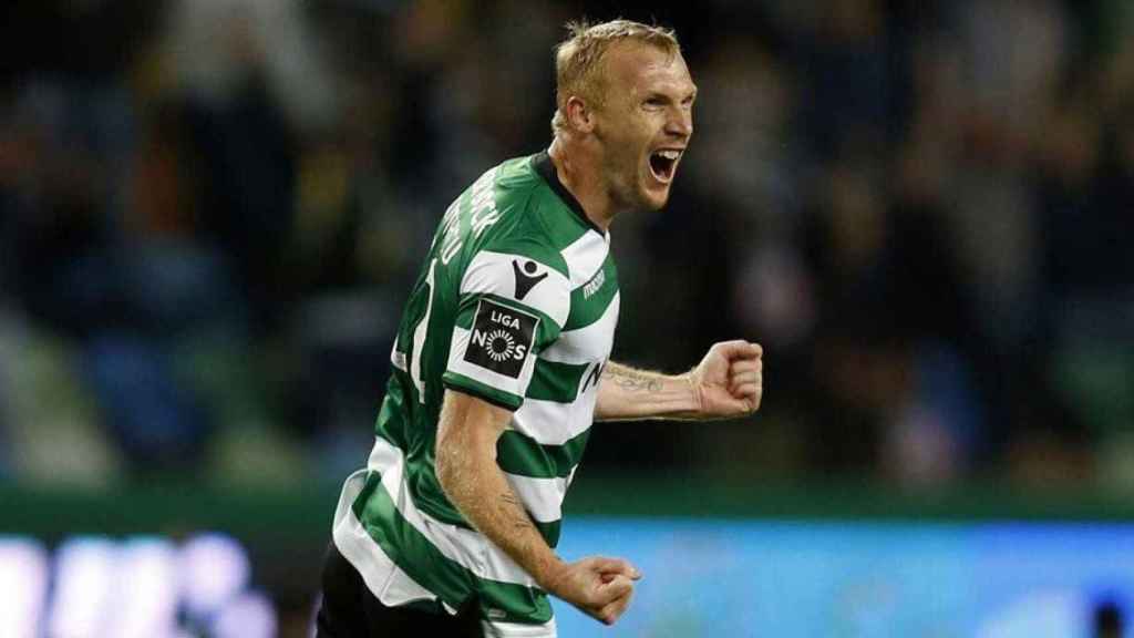 Jeremy Mathieu jugando con el Sporting de Lisboa /REDES