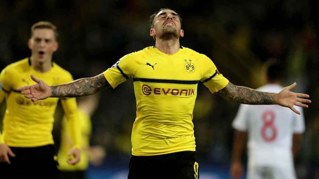 Una foto de archivo de Paco Alcácer en el Borussia Dortmund / EFE