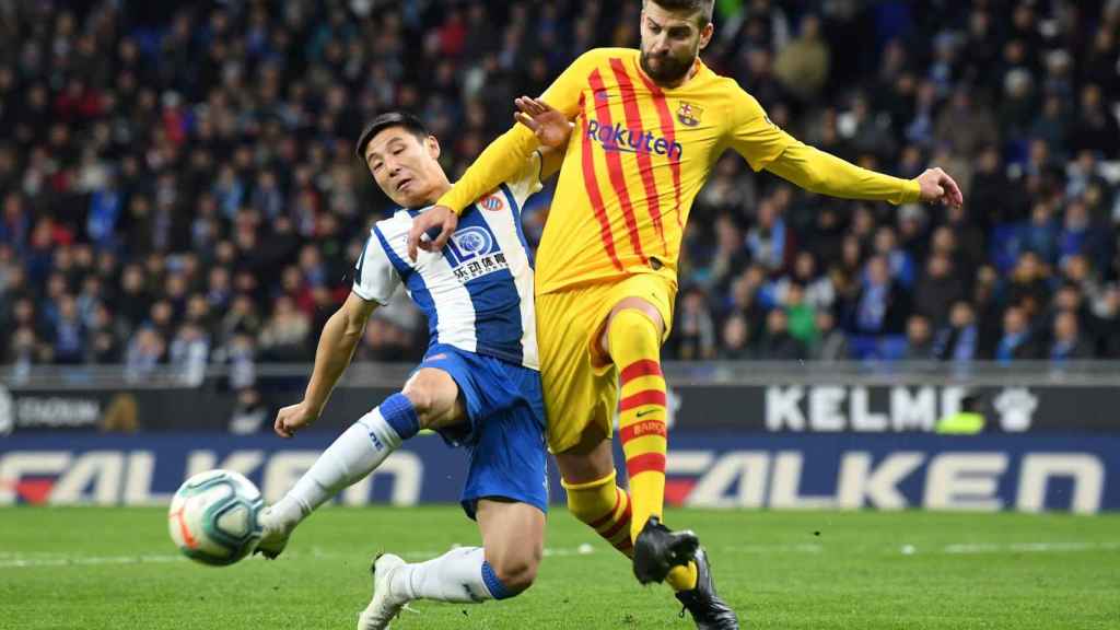 Gerard Piqué, en un encuentro contra el Espanyol | EFE