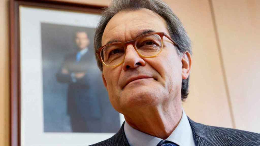 Artur Mas, expresidente de la Generalitat de Cataluña, en una comparecencia pública / EFE