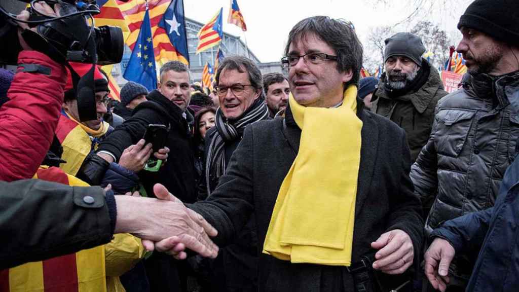 El expresidente de la Generalitat Carles Puigdemont en Bruselas / EFE