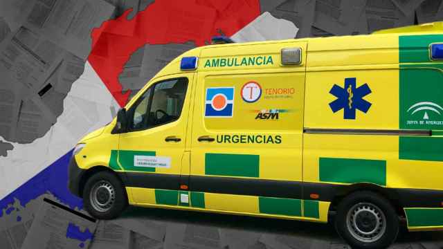 Una de las ambulancias de Grupo Tenorio, Panamá y documentos corporativos / FOTOMONTAJE CG