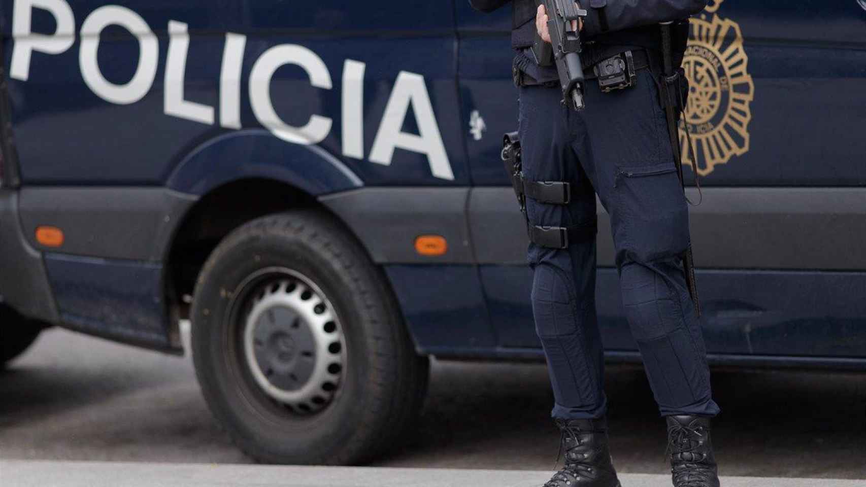 La policía detiene a un celador por abusar de una menor / EP