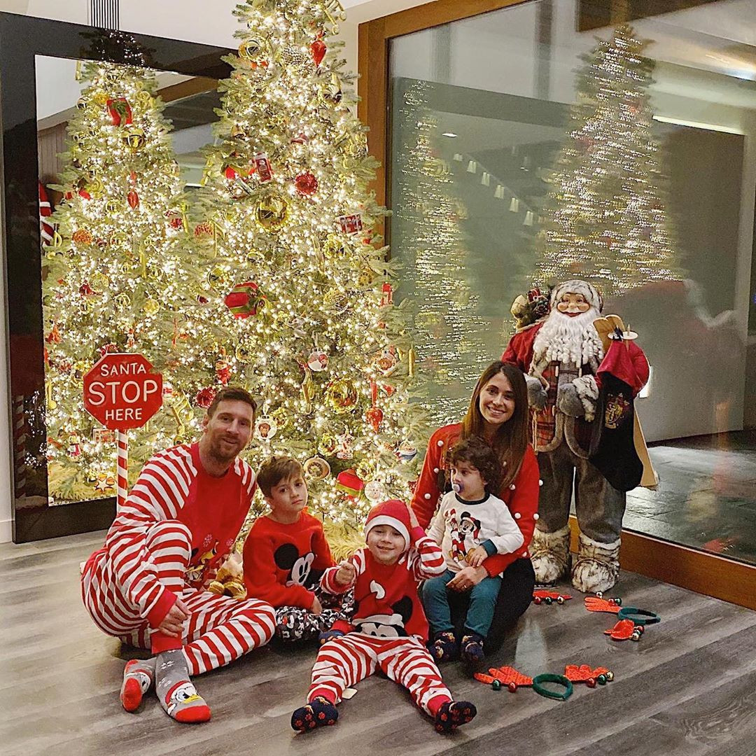 Messi celebra junto a sus hijos la navidad | INSTAGRAM