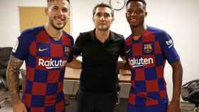 Una foto de Ernesto Valverde junto a Carles Pérez y Ansu Fati / FCB