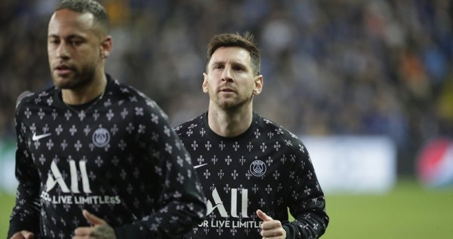 Neymar y Messi, en el calentamiento previo al Brujas-PSG / EFE