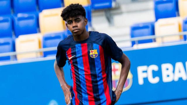 Lamine Yamal, durante un partido con el Juvenil A del Barça / FCB
