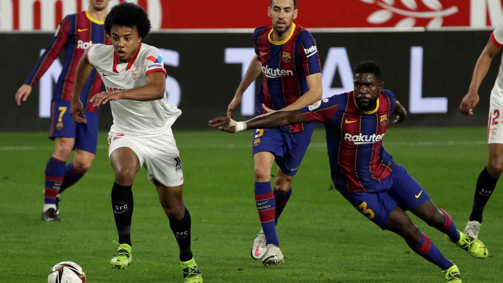 Koundé, en un partido que el Sevilla disputó contra el Barça / EFE