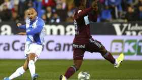 Braithwaite en una acción de juego contra el Celta / EFE