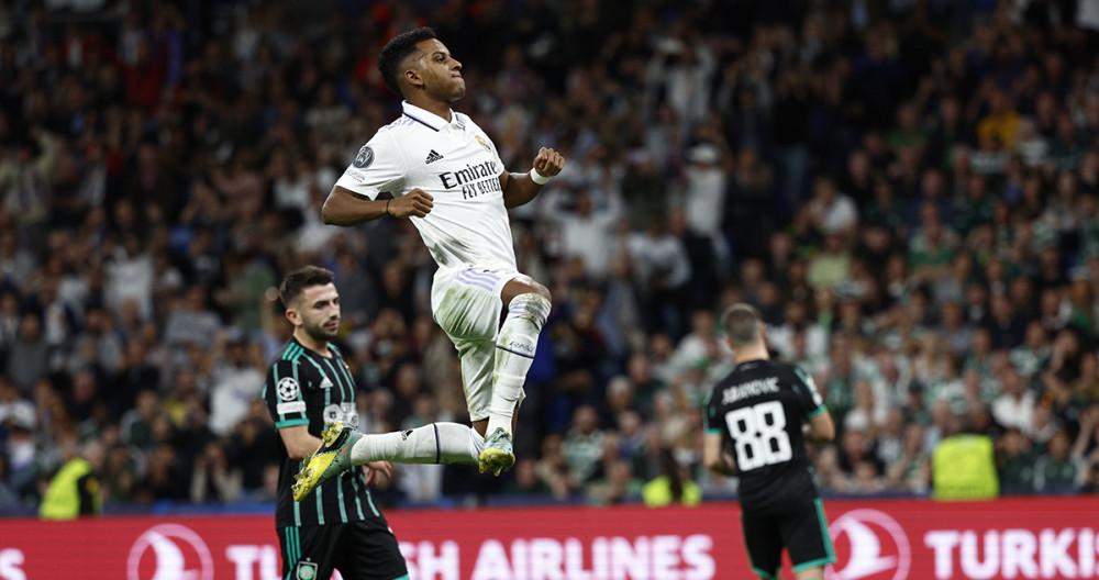 El festejo de Rodrygo Goes, tras anotar un penalti contra el Celtic / EFE